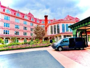 Best cheapest Private taxi services from Cdg airport to Disneyland Paris booking